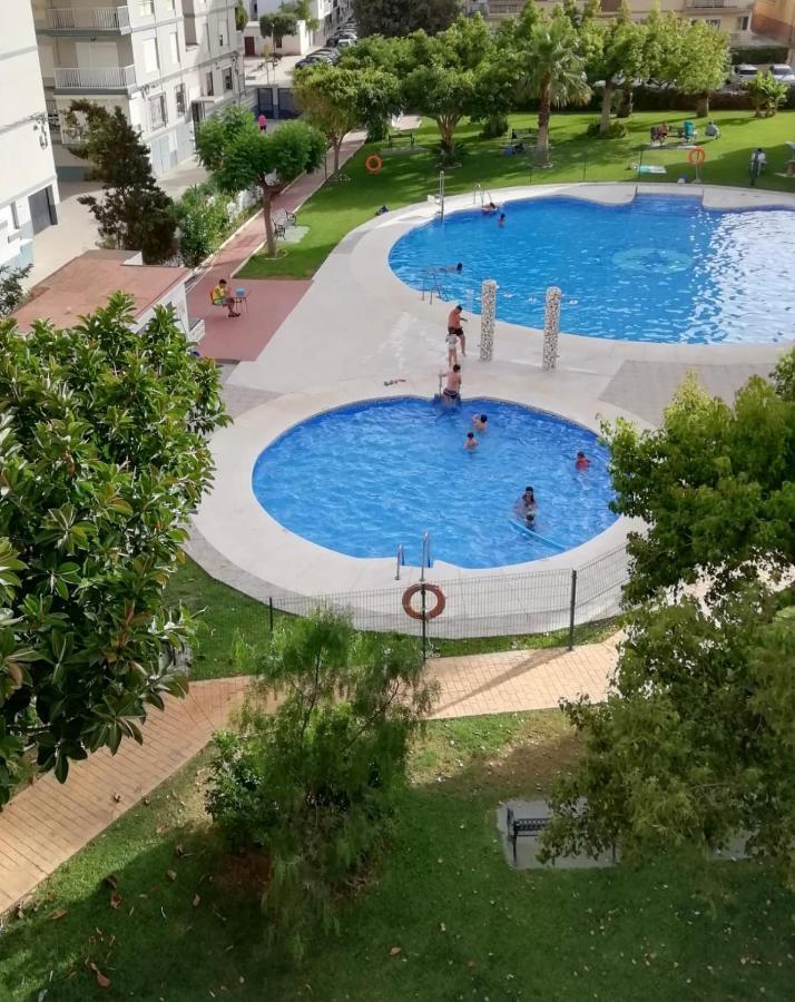 Piso Con Piscina Primera Linea De Playa Apartment Torre Del Mar Exterior photo